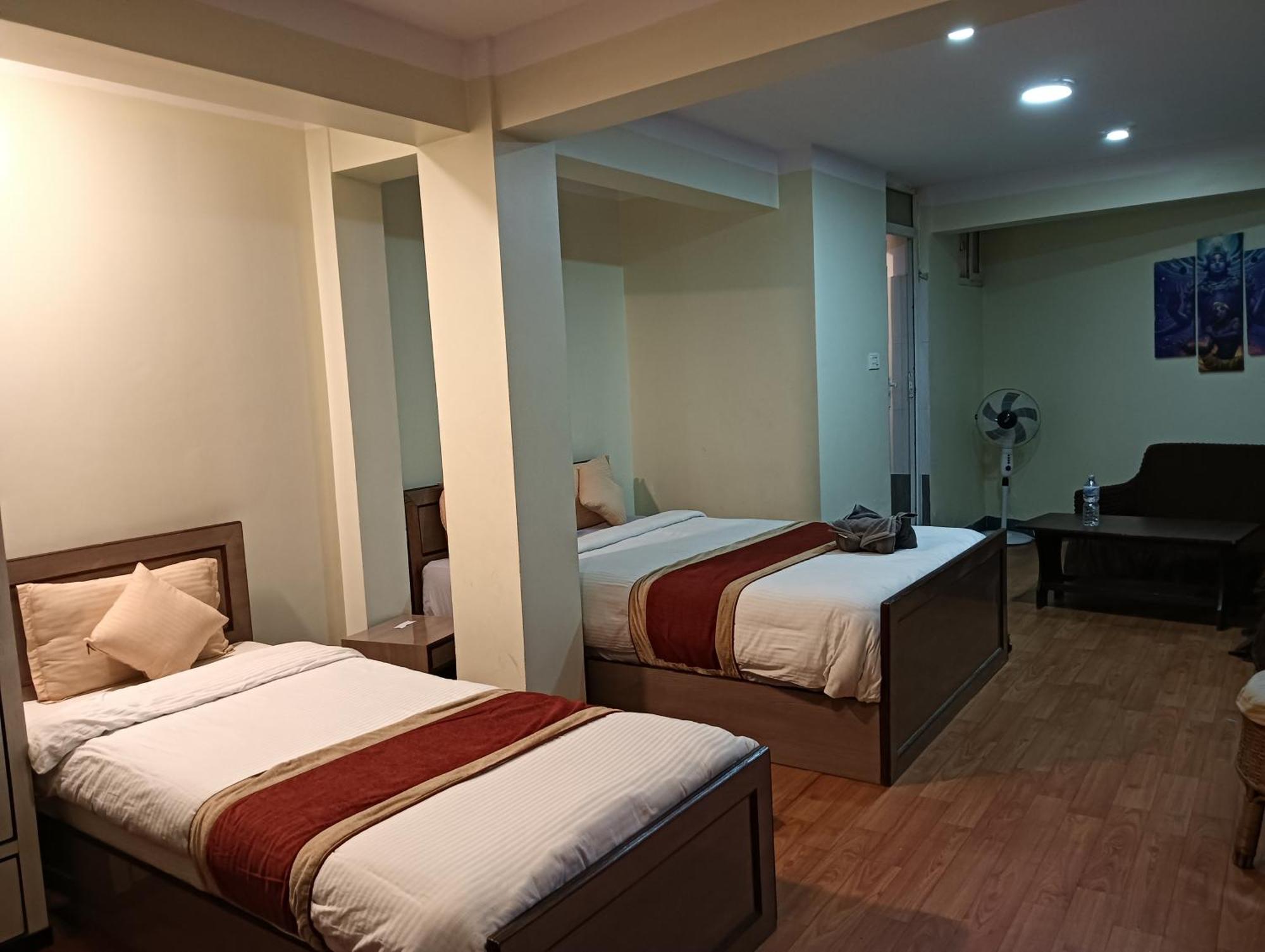Hotel Pristine Katmandu Szoba fotó